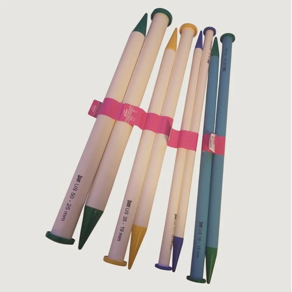 Susan Bates Knitting Needles Lot 4 Luxite Plastic 14in US 17 19 35 50 Jumbo Set